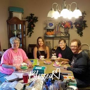 Meet your Posher, Peggy